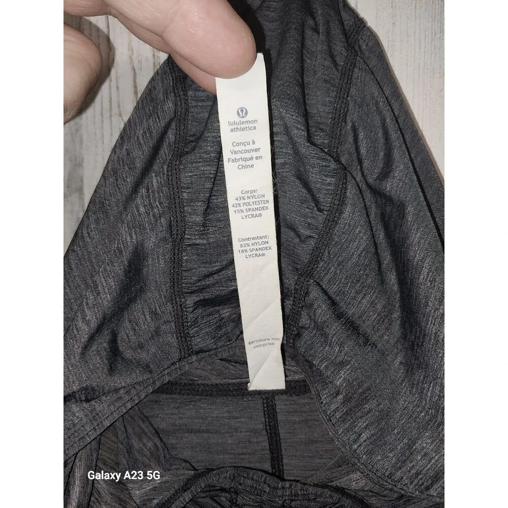 Lululemon Run in the Sun Pullover Size 8 Graphite Gray
